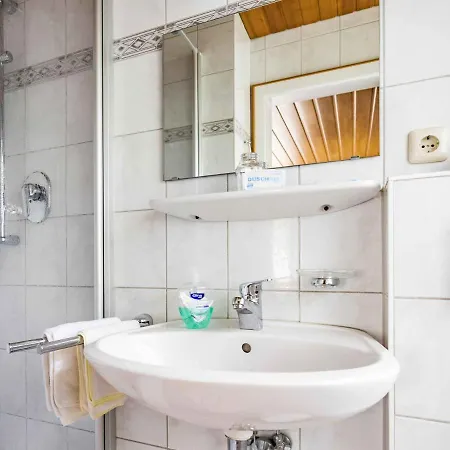 Guest house Gaestehaus Christa Mauerer 3*
