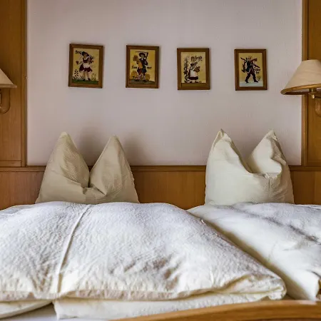 Gastehaus Christa Mauerer بيت ضيافة 3*